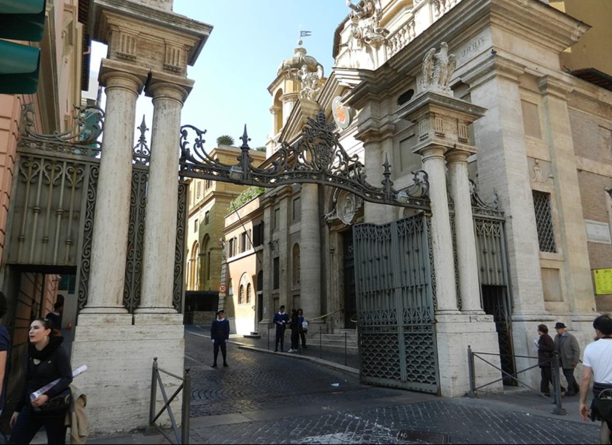 My Bed Vatican Museum روما المظهر الخارجي الصورة